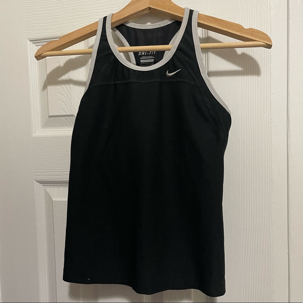 NIKE SMALL TANK TOP BLACK WOMEN'S DRI-FIT SLEEVELESS SHIRT RUNNING GYM FASHION